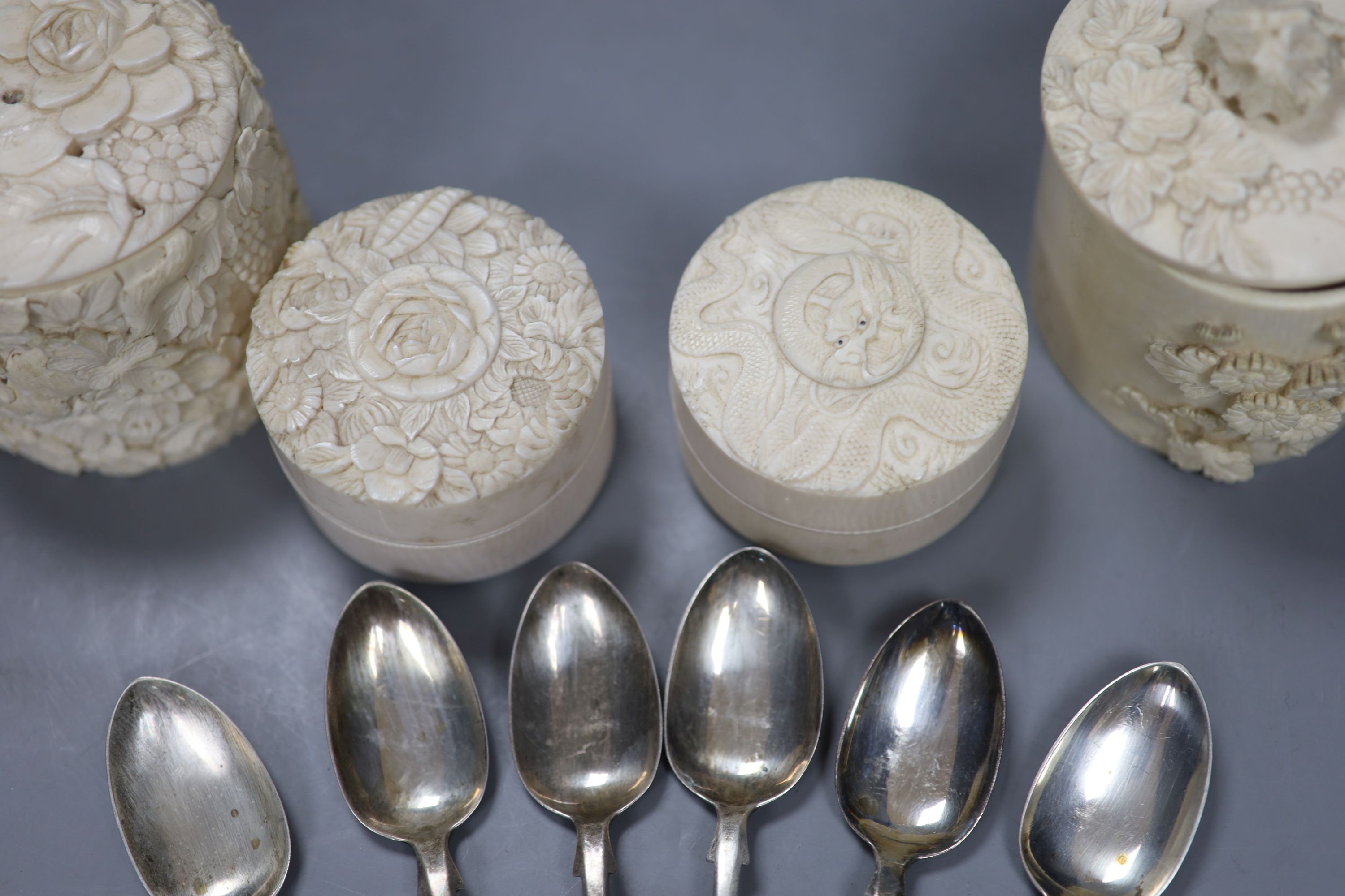 Four various Japanese carved ivory jars and covers, early 20th century and a set of six Victorian silver teaspoons, tallest 9cm